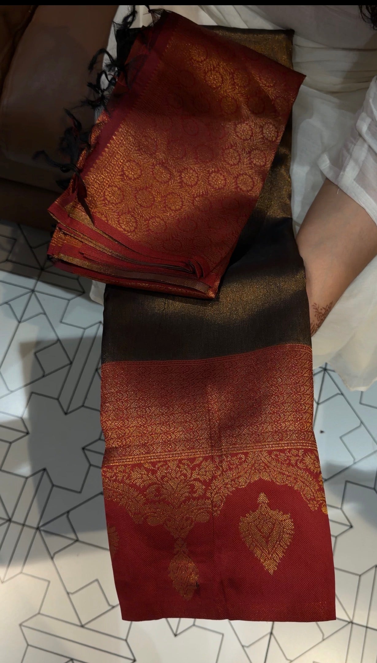 SILK DHAVANI MATERIAL - IHA 31572