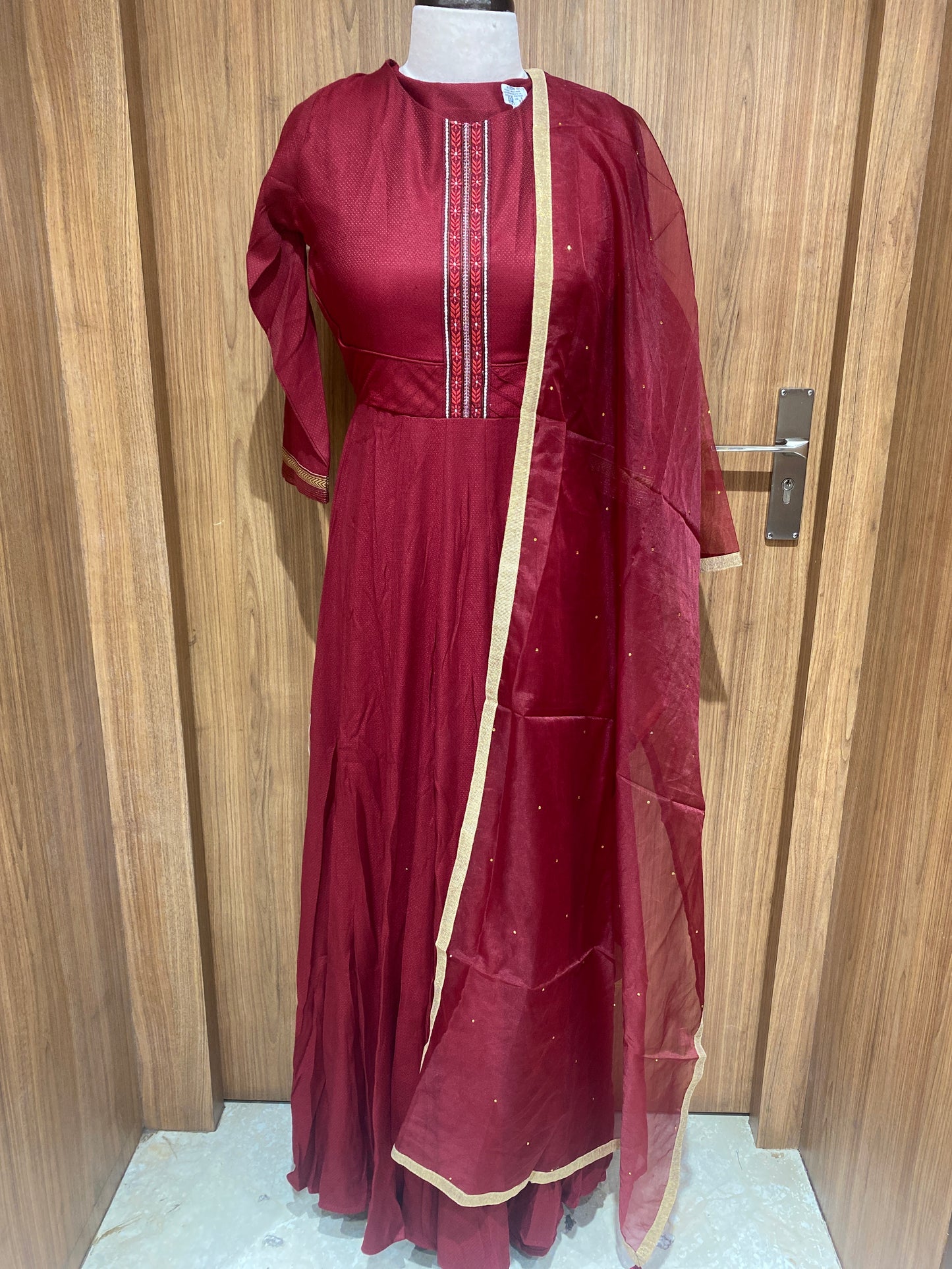 OFFER SALES TOP AND BOTTOM - IHA 27066