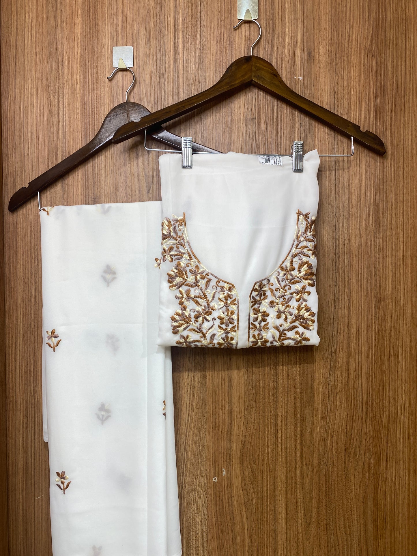 OFFER SALES UNSTITCHED SALWAR SUITS - IHA 26820