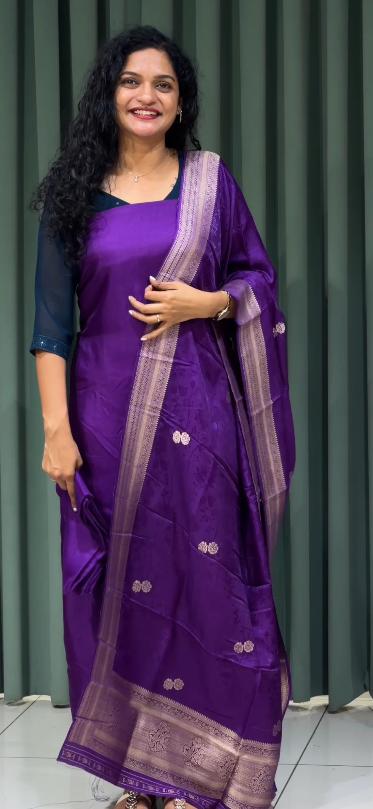 DOLA BANARASI UNSTITCHED SLAWAR SUITS - IHA 33490