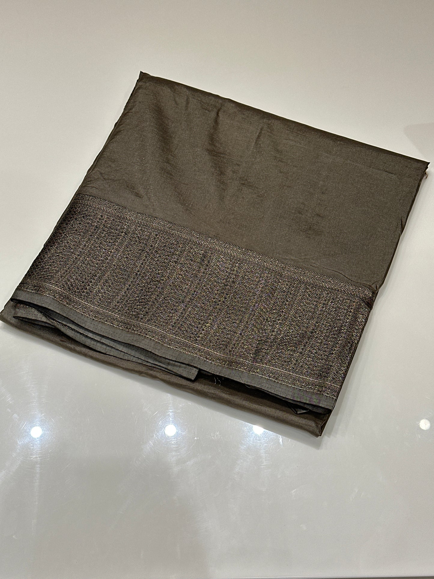 OFFER SALES SAREES - IHA 27131