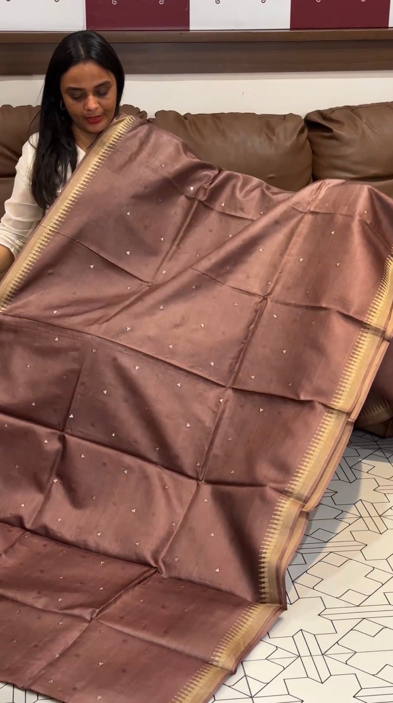 HANDLOOM TUSSUR SILK SAREES - IHA 31571