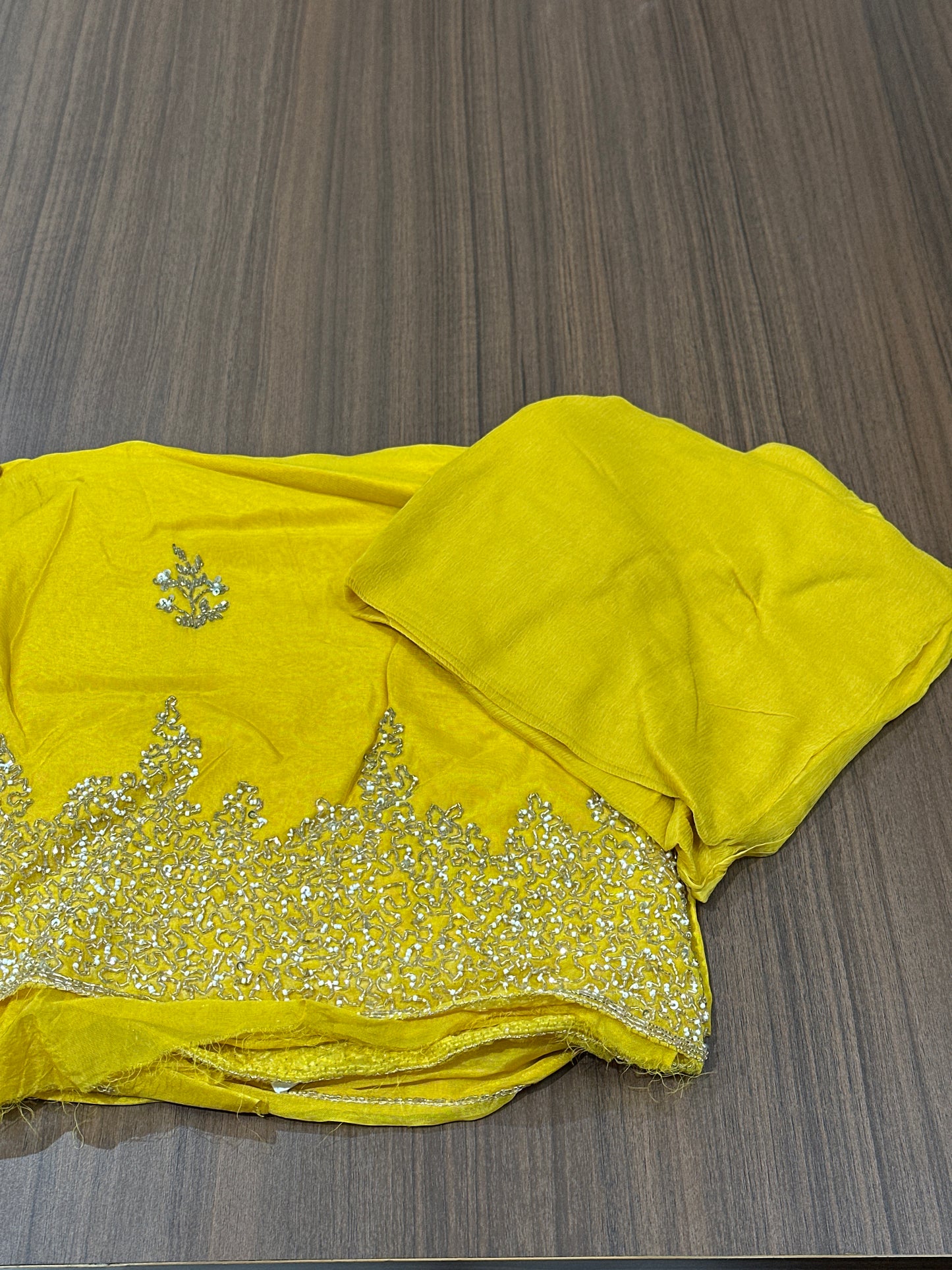 OFFER SALES UNSTITCHED SALWAR SUITS -  IHA 33832