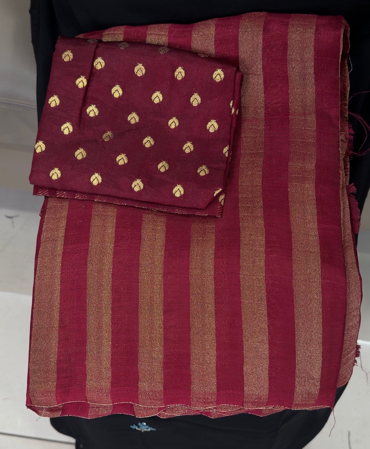 BANARASI SAREES - IHA 32587