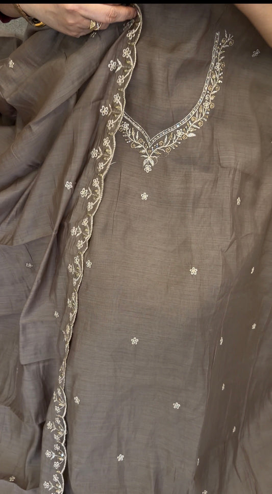 MUL UNSTITCHED SALWAR SUITS - IHA 33148