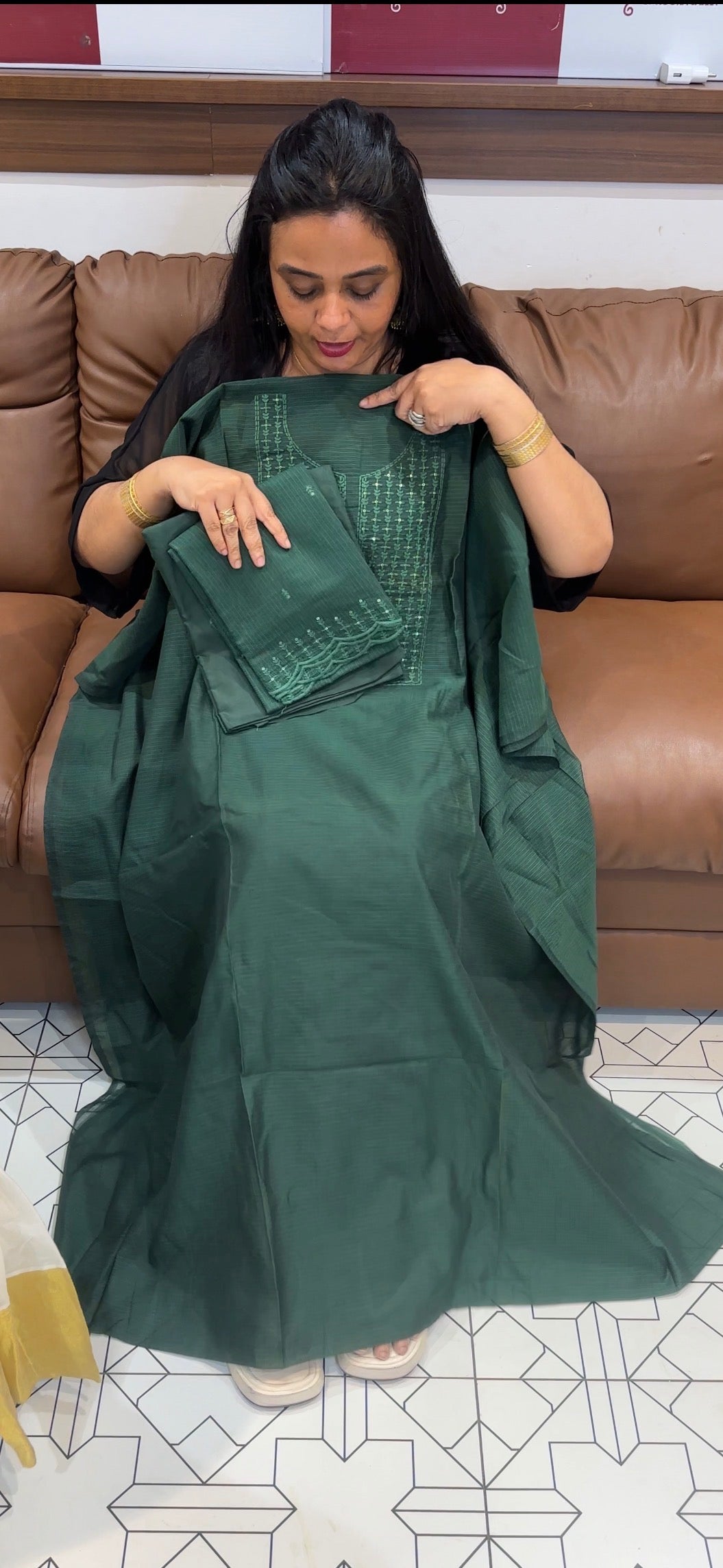 OFFER SALES UNSTITCHED SALWAR SUITS - IHA 35016