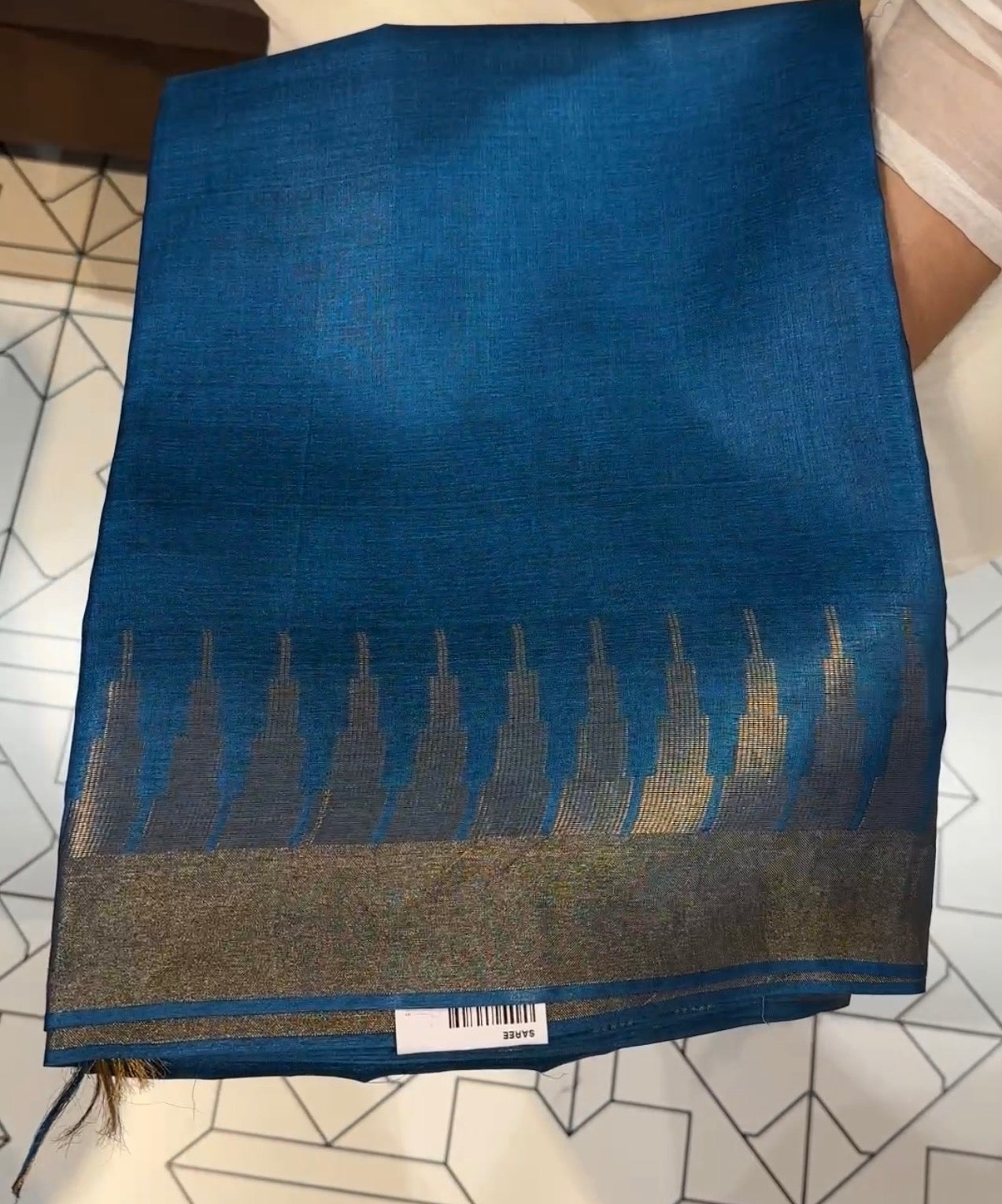 HANDLOOM TUSSUR SILK SAREES - IHA 31571