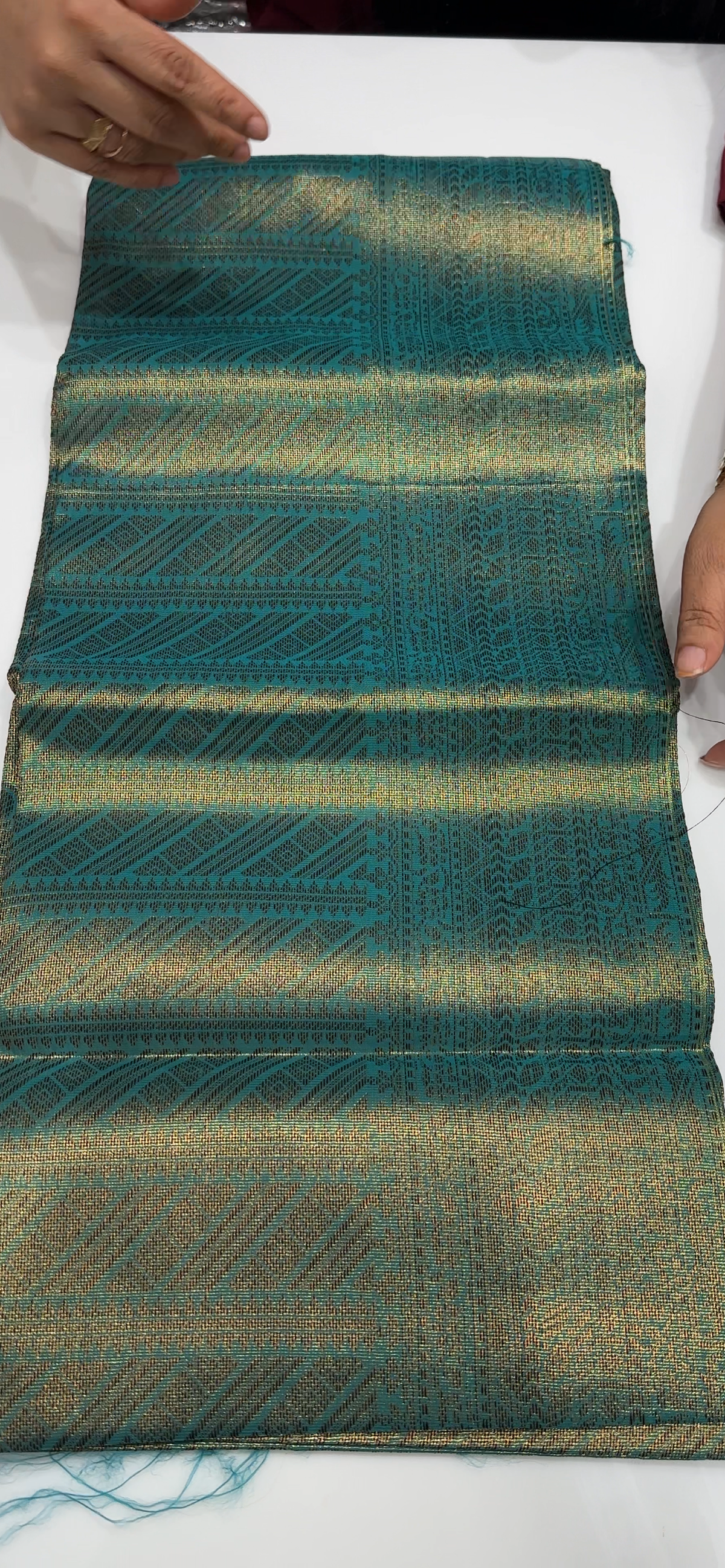 SEMI BANARASI SAREES - IHA 35583