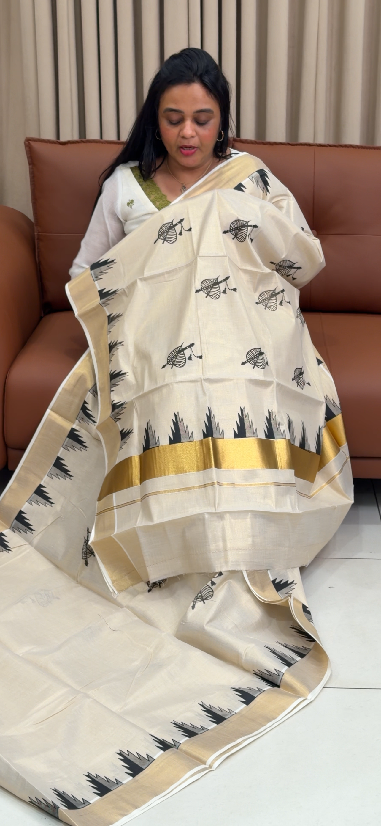 OFFER ONAM SAREES - IHA 34939