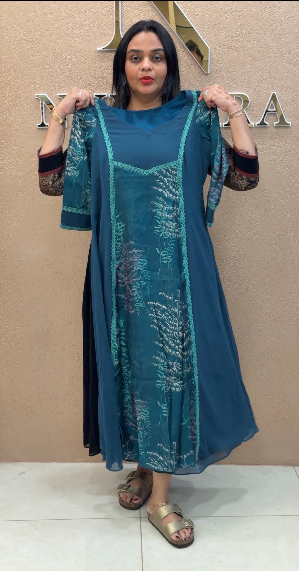 IHA'S IN-HOUSE GEORGETTE ALINE TOPS - IHA 31894