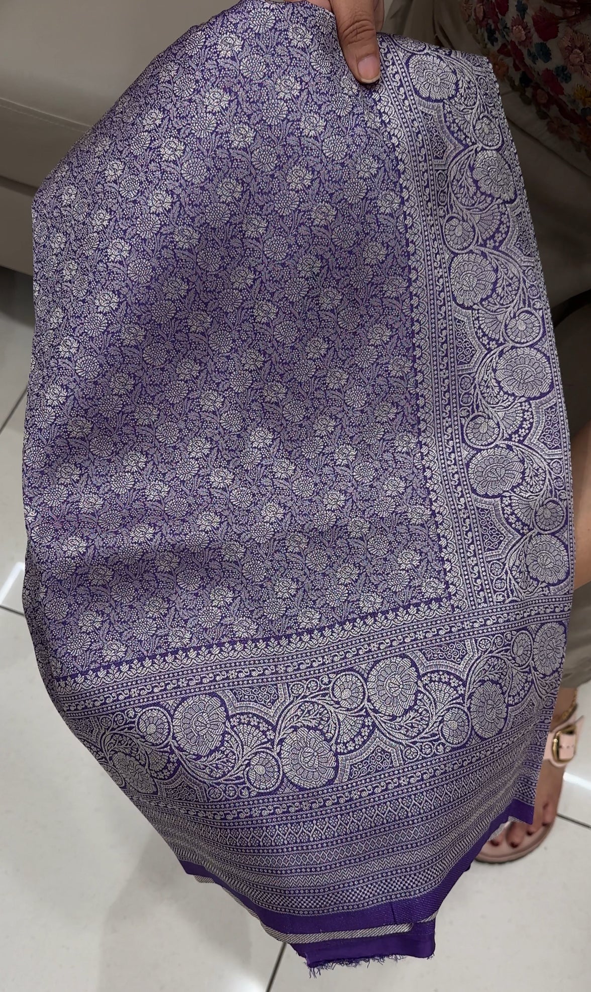 SEMI BANARASI SAREES - IHA 27033