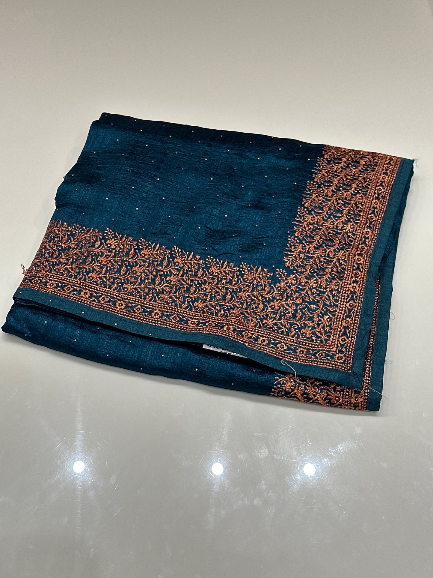 OFFER SALES SAREES - IHA 27171
