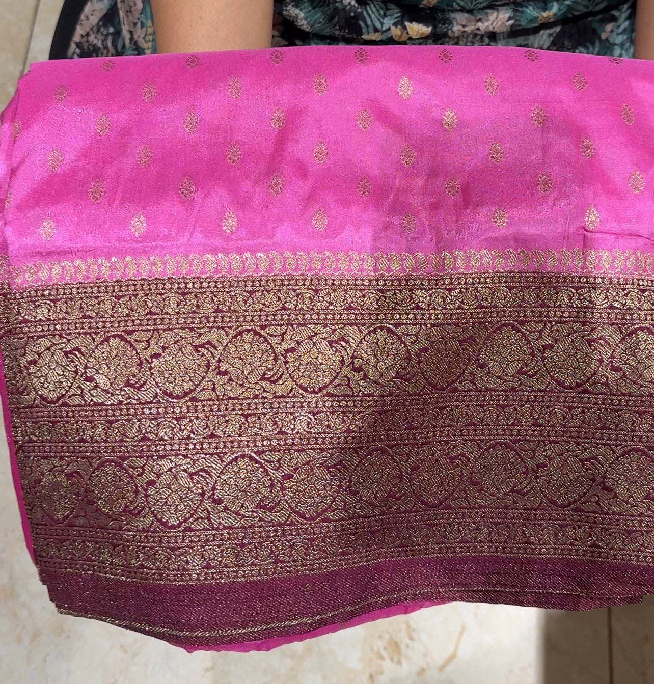 SEMI BANARASI SAREES SAREES - IHA 19669