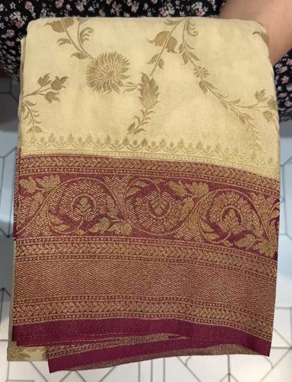 SEMI BANARASI SAREE - IHA 19208