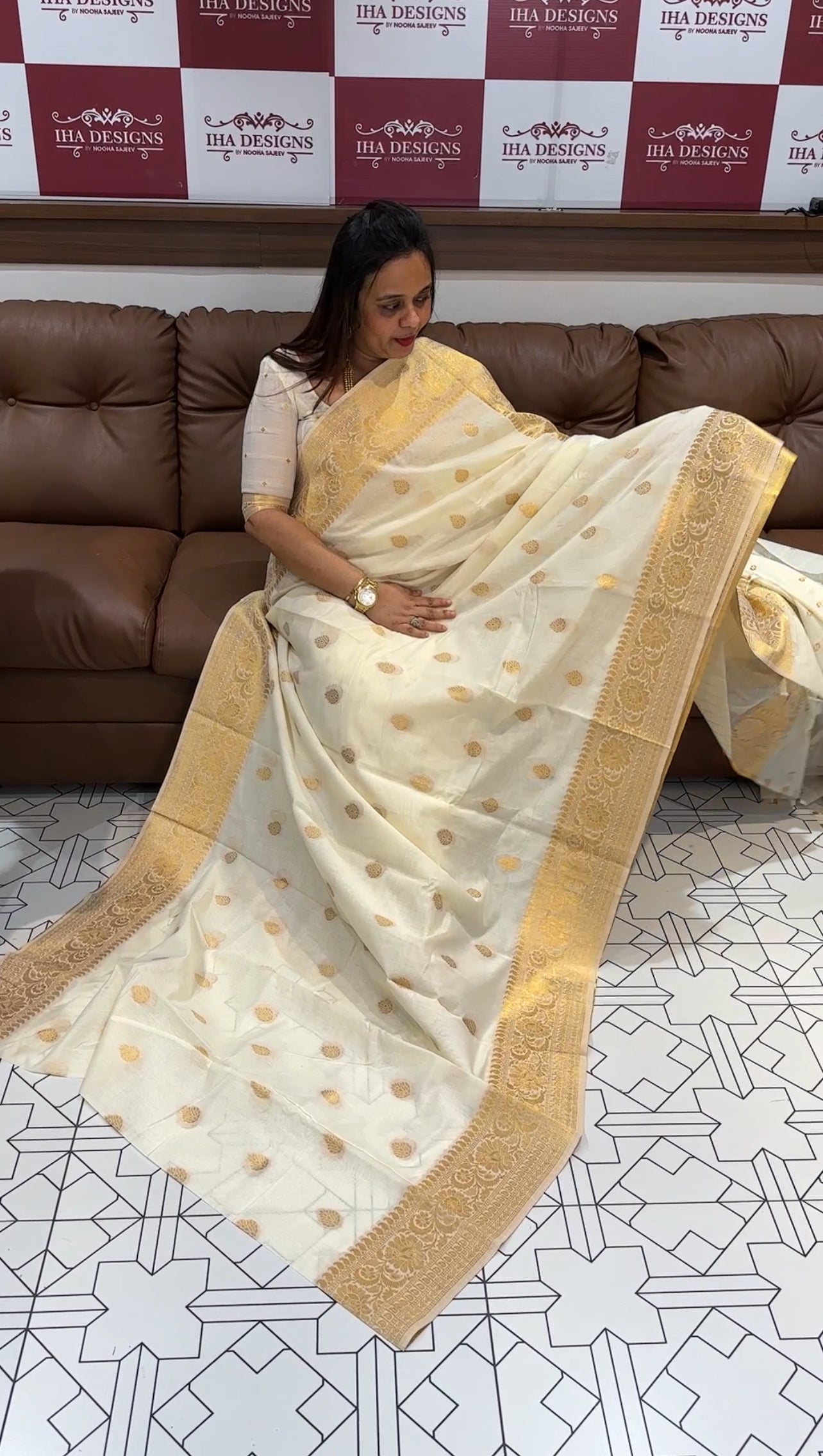 SEMI SILK CREAM SAREE - IHA 14594