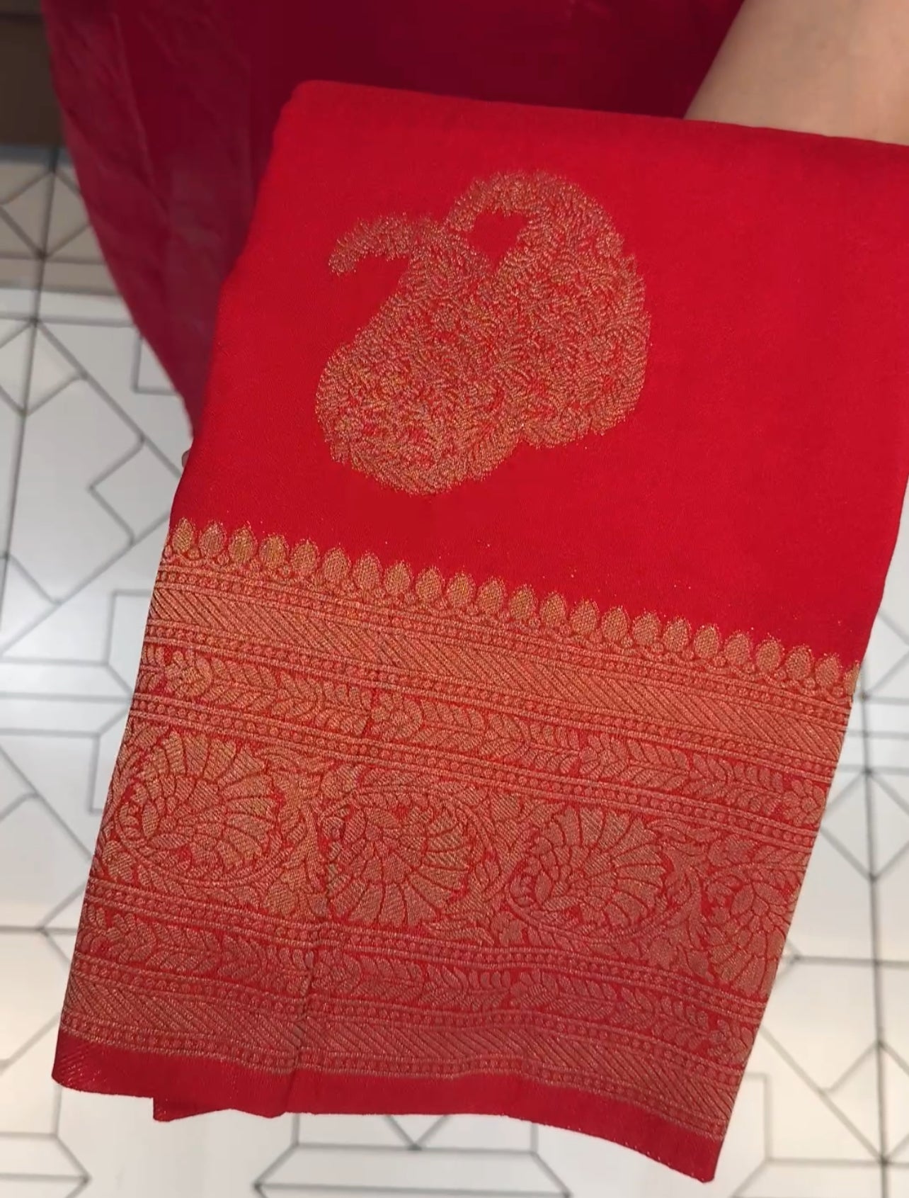 SEMI BANARASI SAREE - IHA 19196