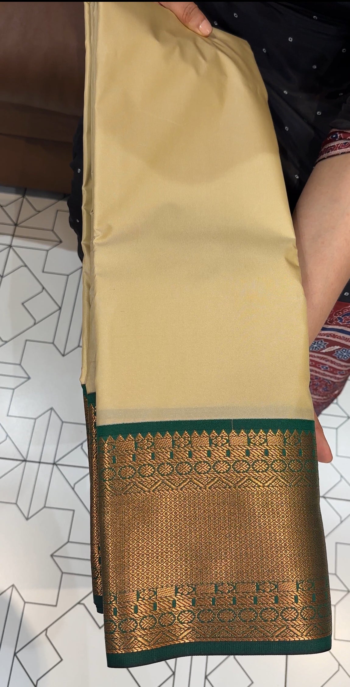 SEMI SILK SAREES - IHA 18987