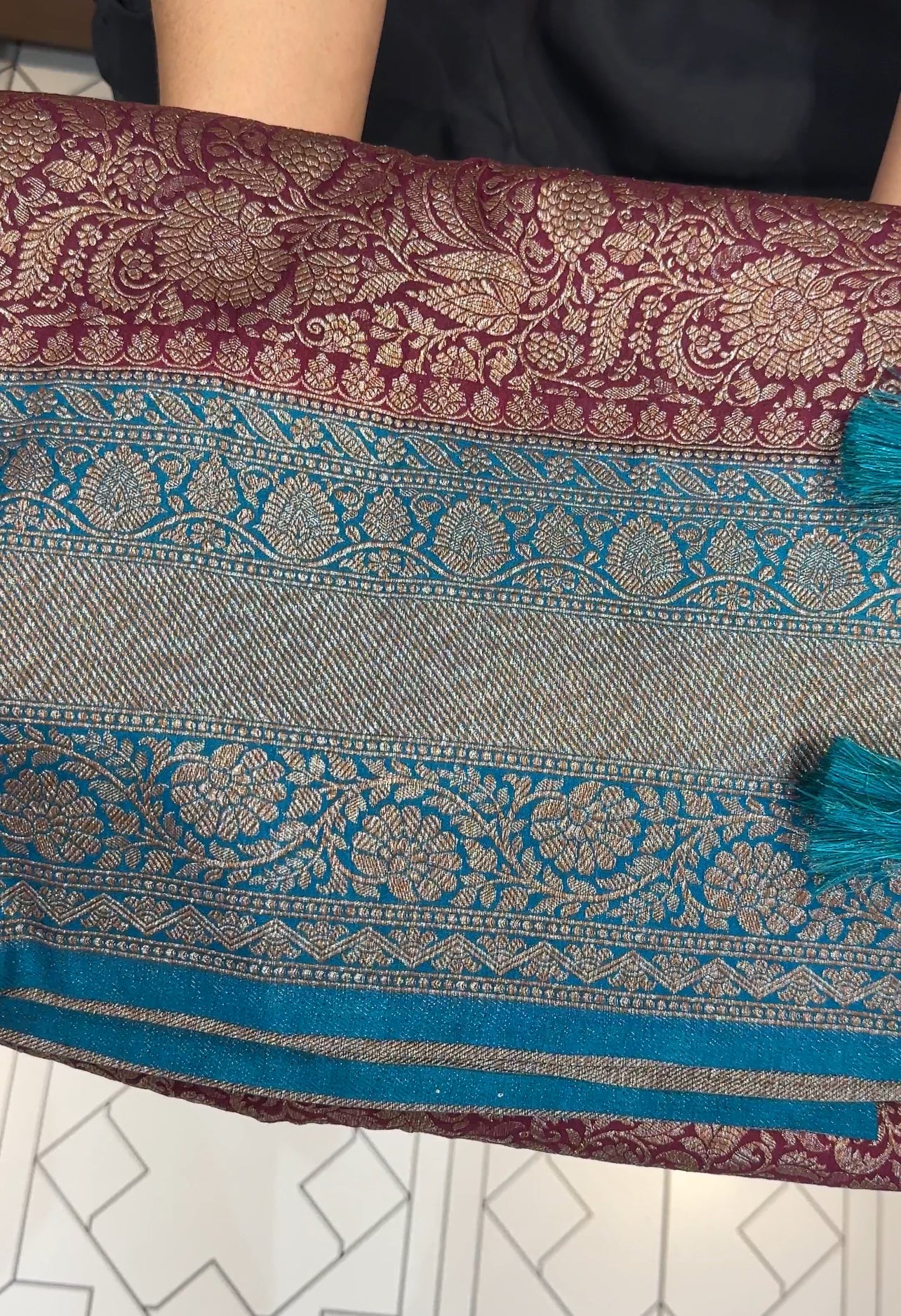 SEMI KATAN SAREE - IHA 17813