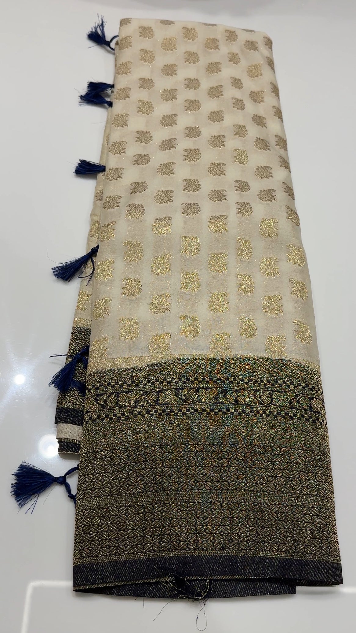 SEMI BANARASI SAREES - IHA 18280