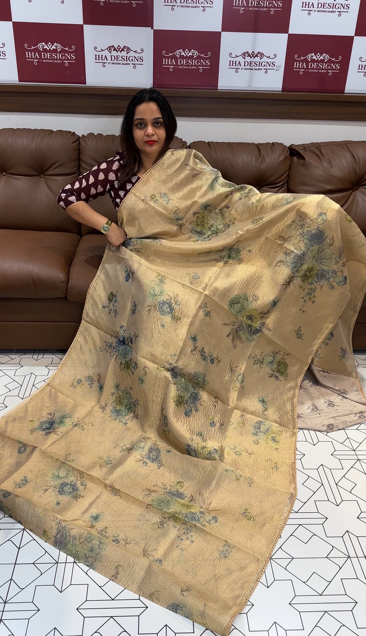 CRUSHED BANARASI TISSUE SAREE - IHA 16323