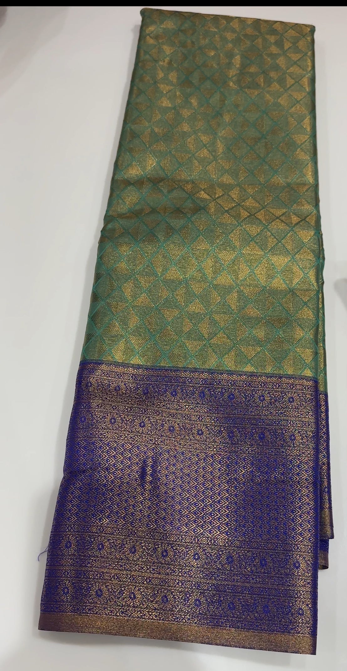 TISSUE KANCHIPURAM SILK SAREE - IHA 19310