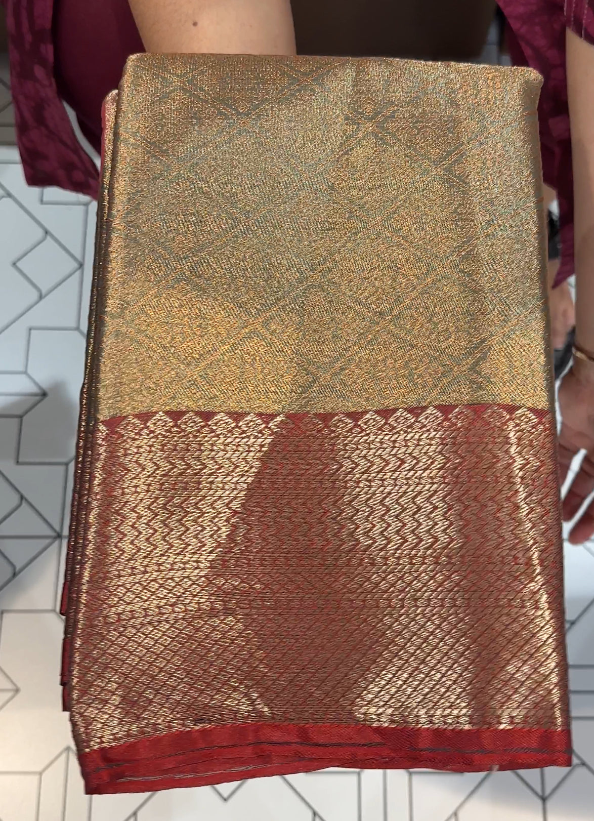 SEMI TISSUE SILK SAREE - IHA 18038