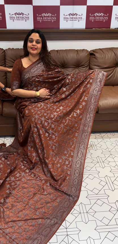 SEMI BANARASI SAREE - IHA 14548