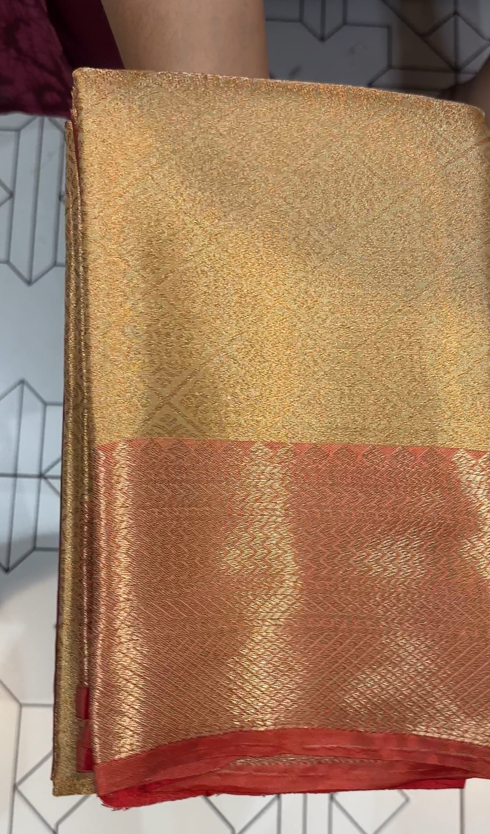 SEMI TISSUE SILK SAREE - IHA 18038