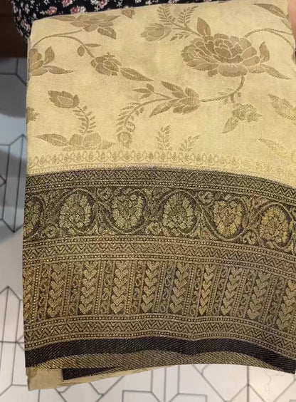 SEMI BANARASI SAREE - IHA 19208