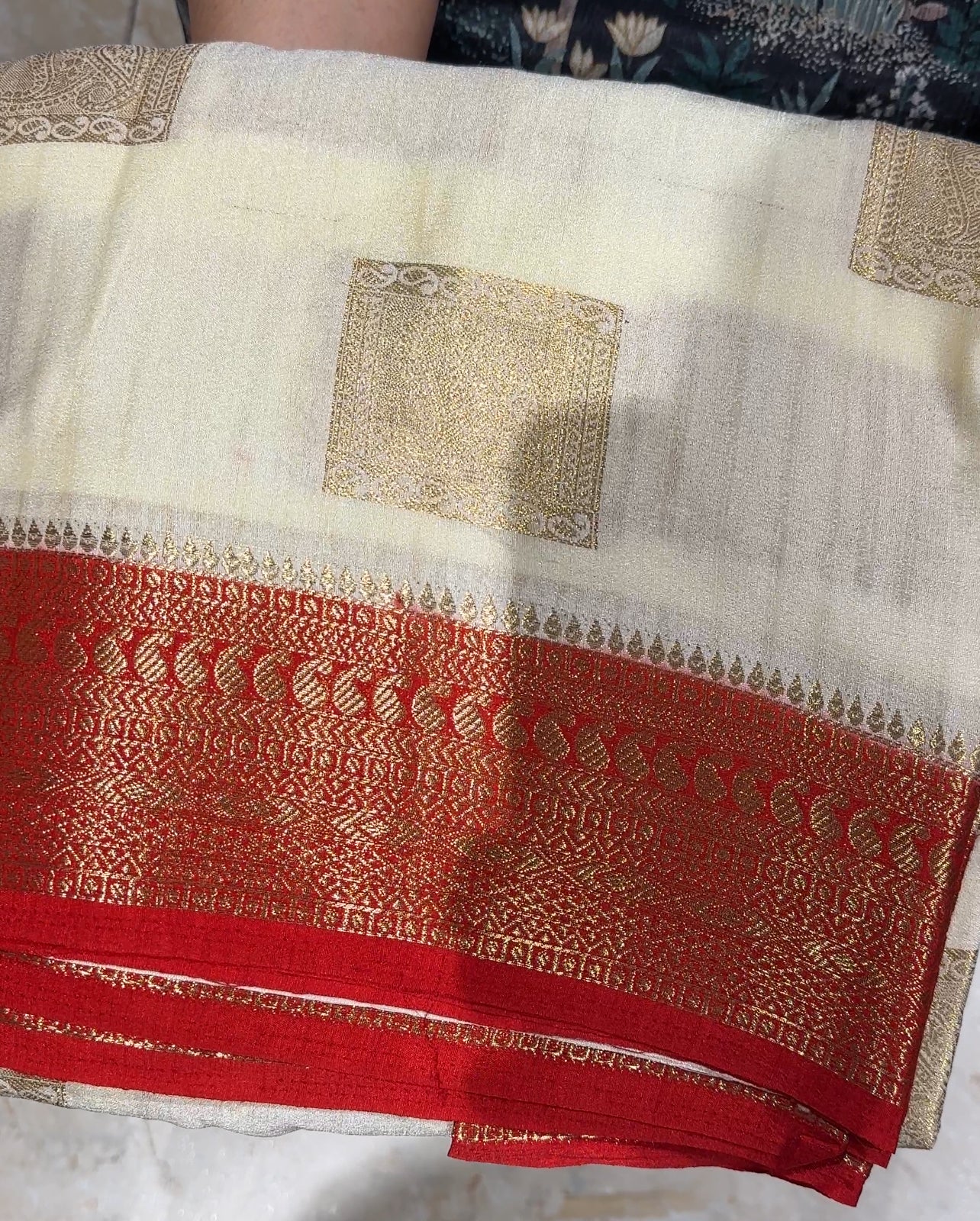 SEMI BANARASI SAREES - IHA 19629