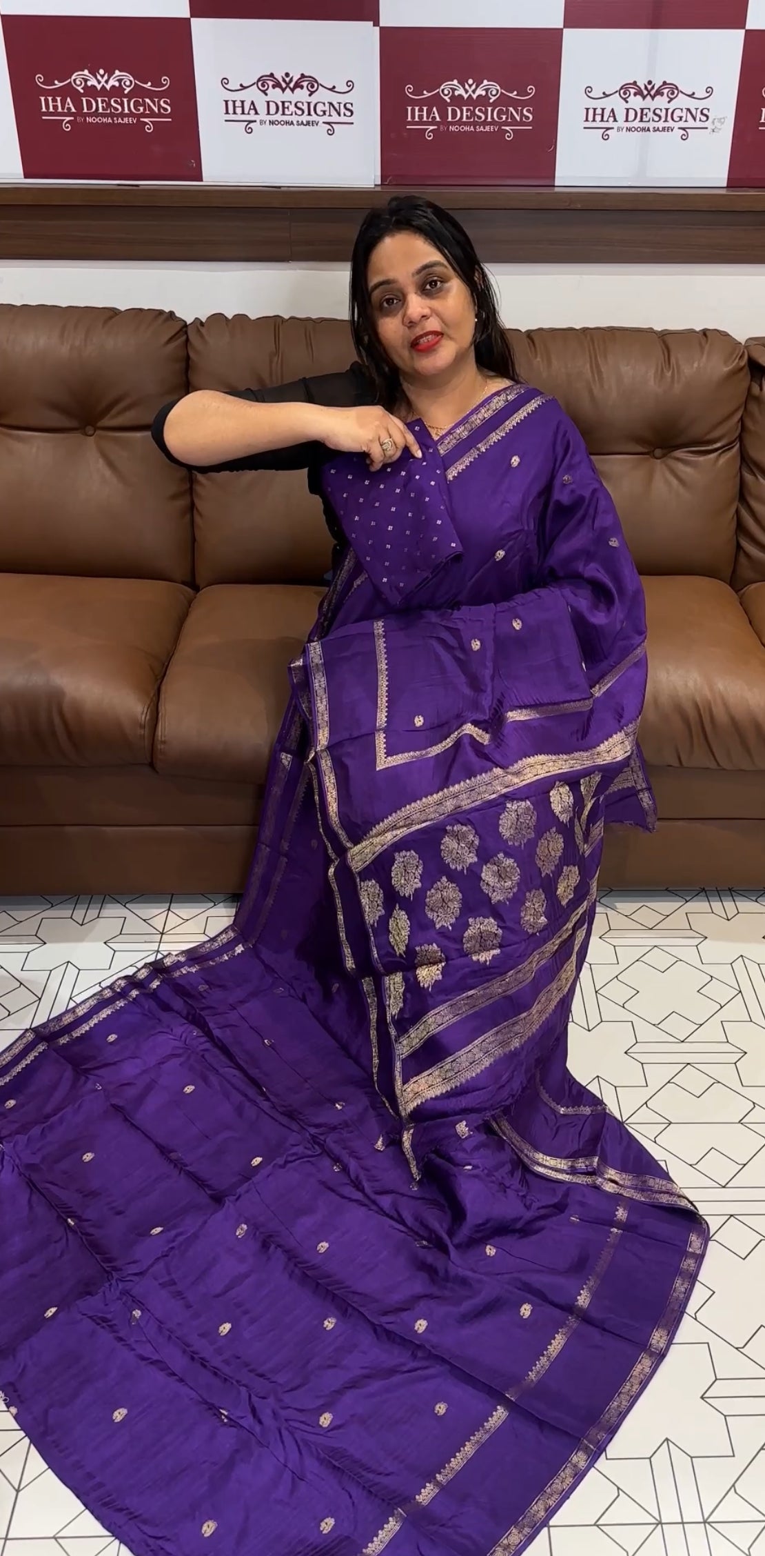 SILK BANARASI SAREES - IHA 17093