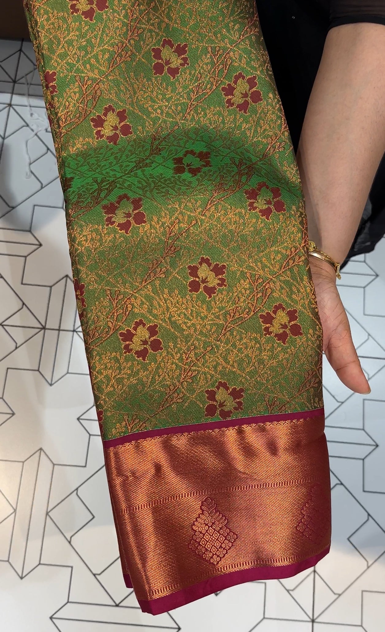 DESIGNER KANCHIPURAM SILK SAREE - IHA  18446