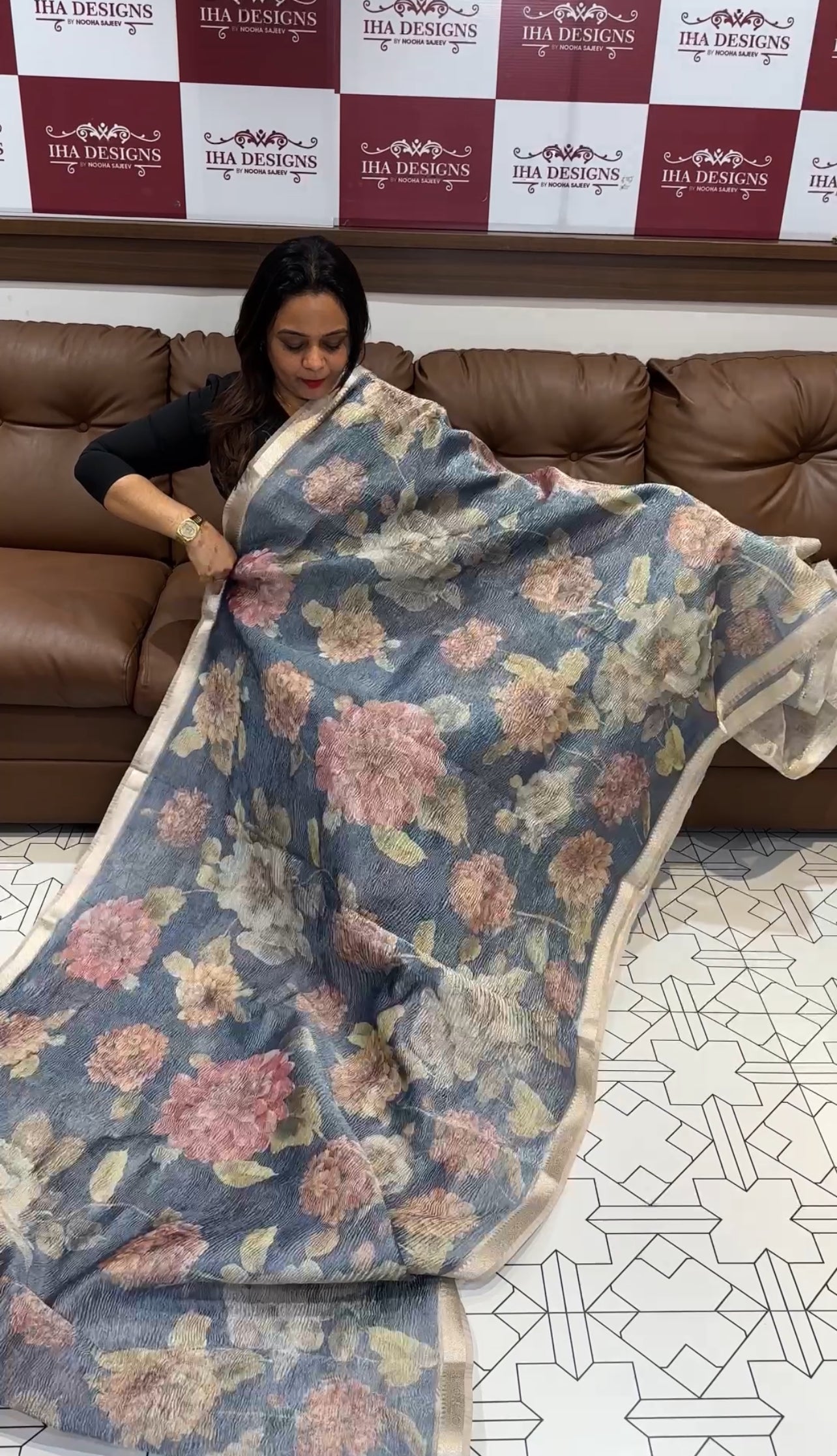 TISSUE BANARASI SAREE - IHA 16596