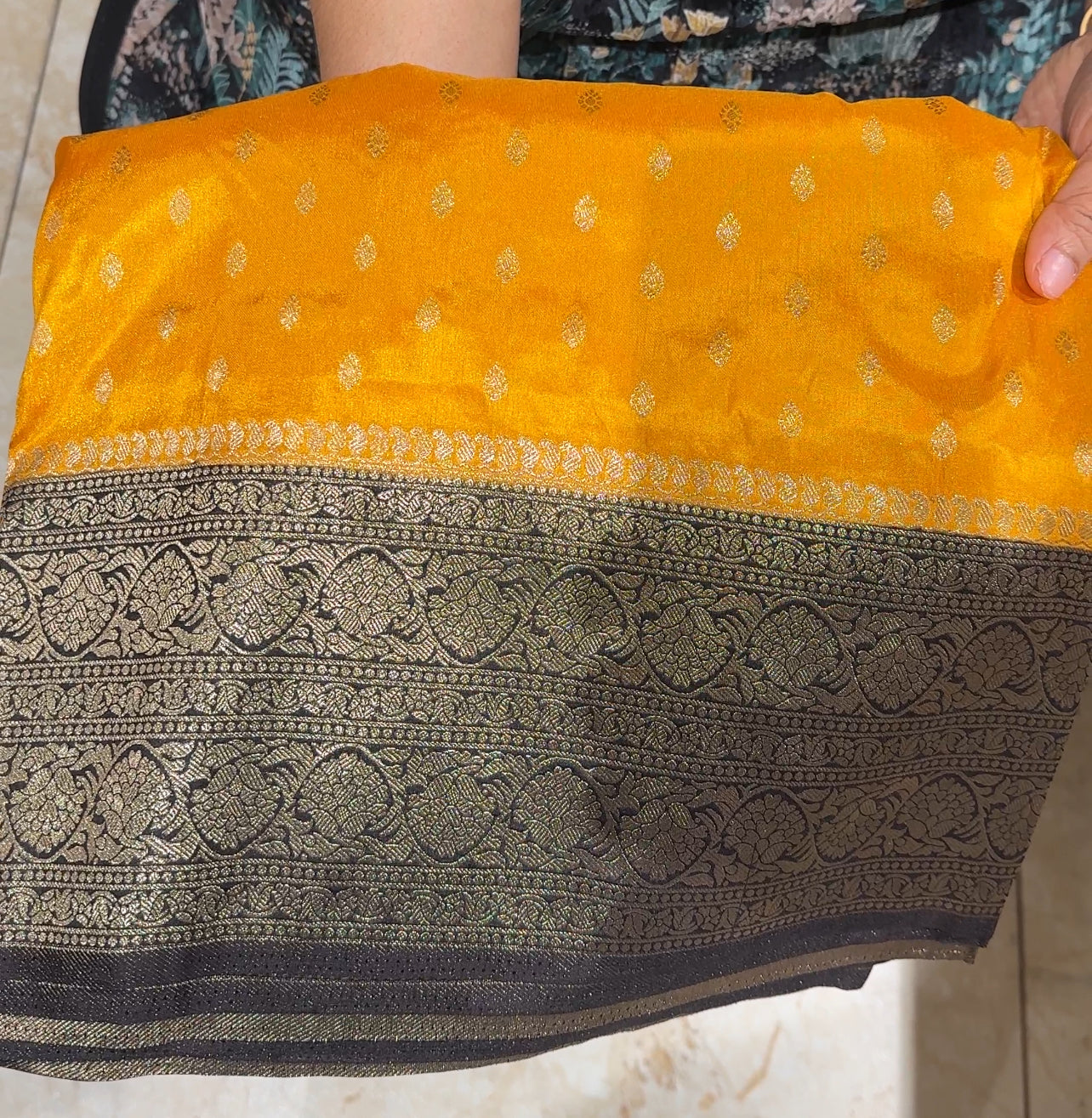 SEMI BANARASI SAREES SAREES - IHA 19669