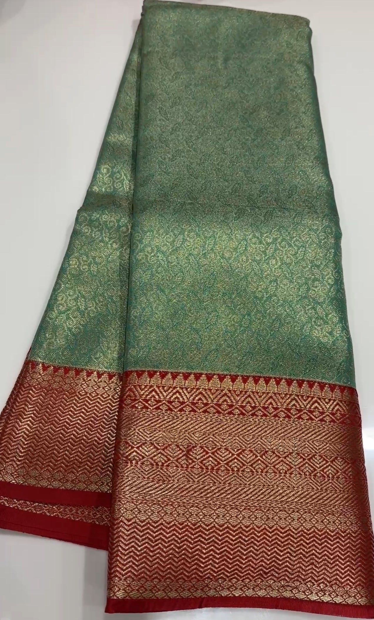 TISSUE KANCHIPURAM SILK SAREE - IHA 19276