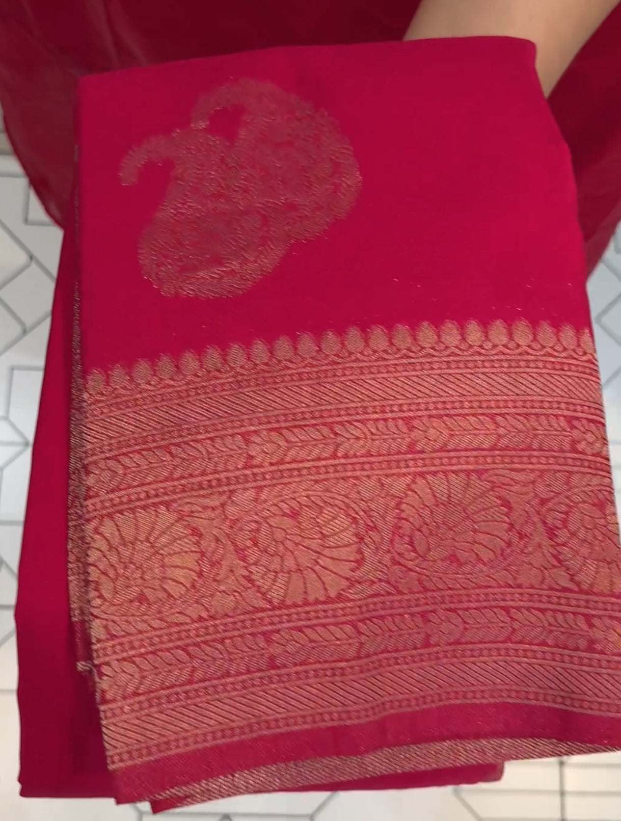 SEMI BANARASI SAREE - IHA 19196