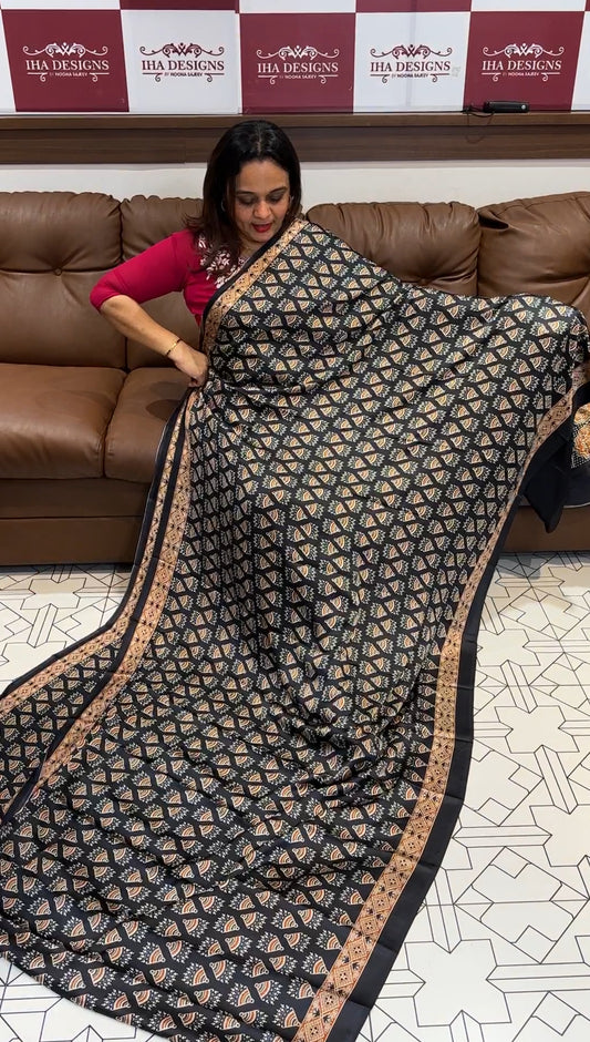 SEMI MODAL AJRAKH PRINT SAREE - IHA 19763