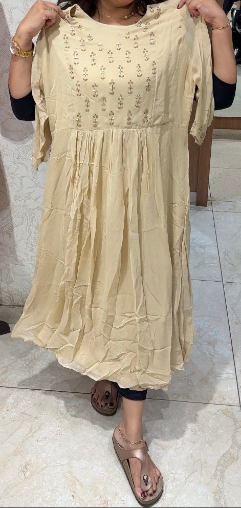 OFFER SALES TOPS COLLECTIONS - IHA 27113