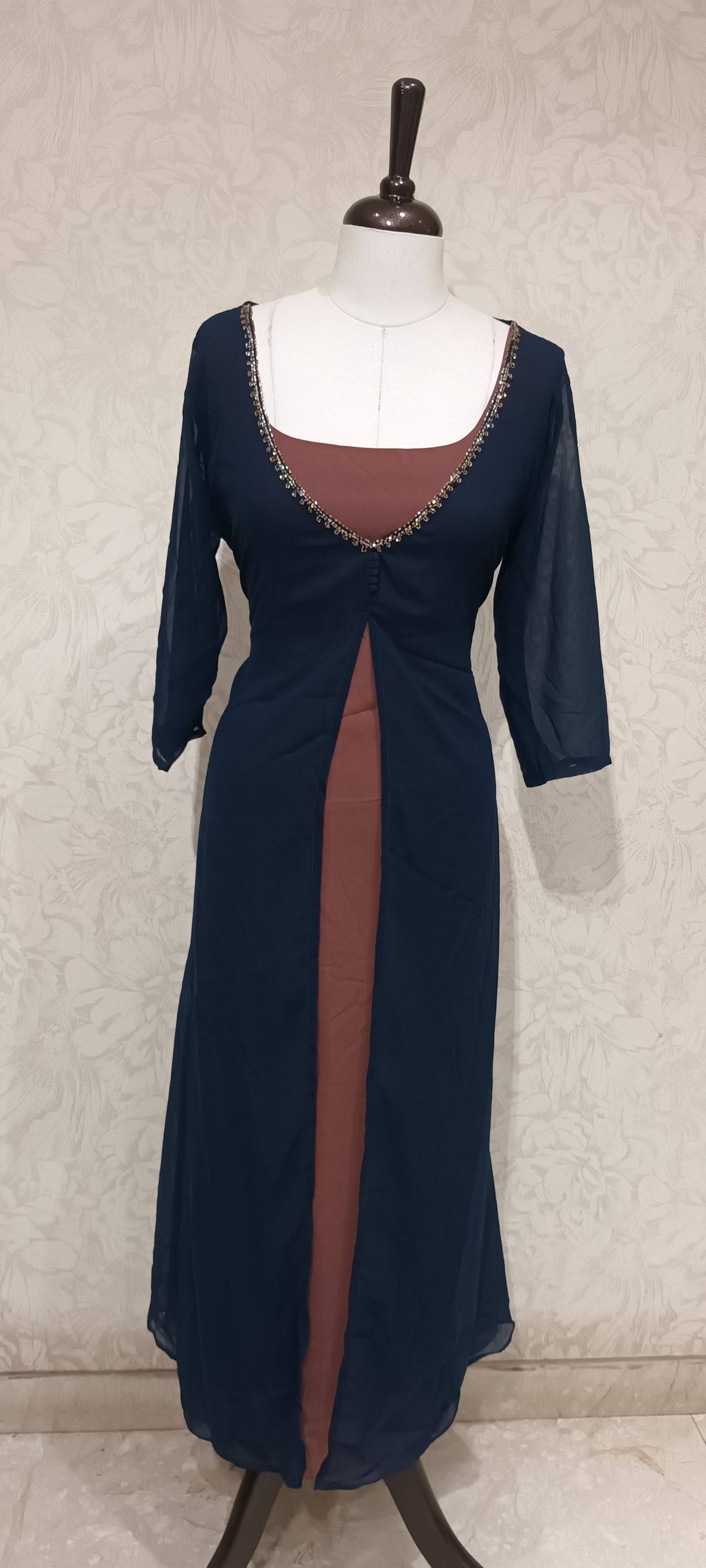 OFFER SALES TOPS COLLECTIONS - IHA 27133