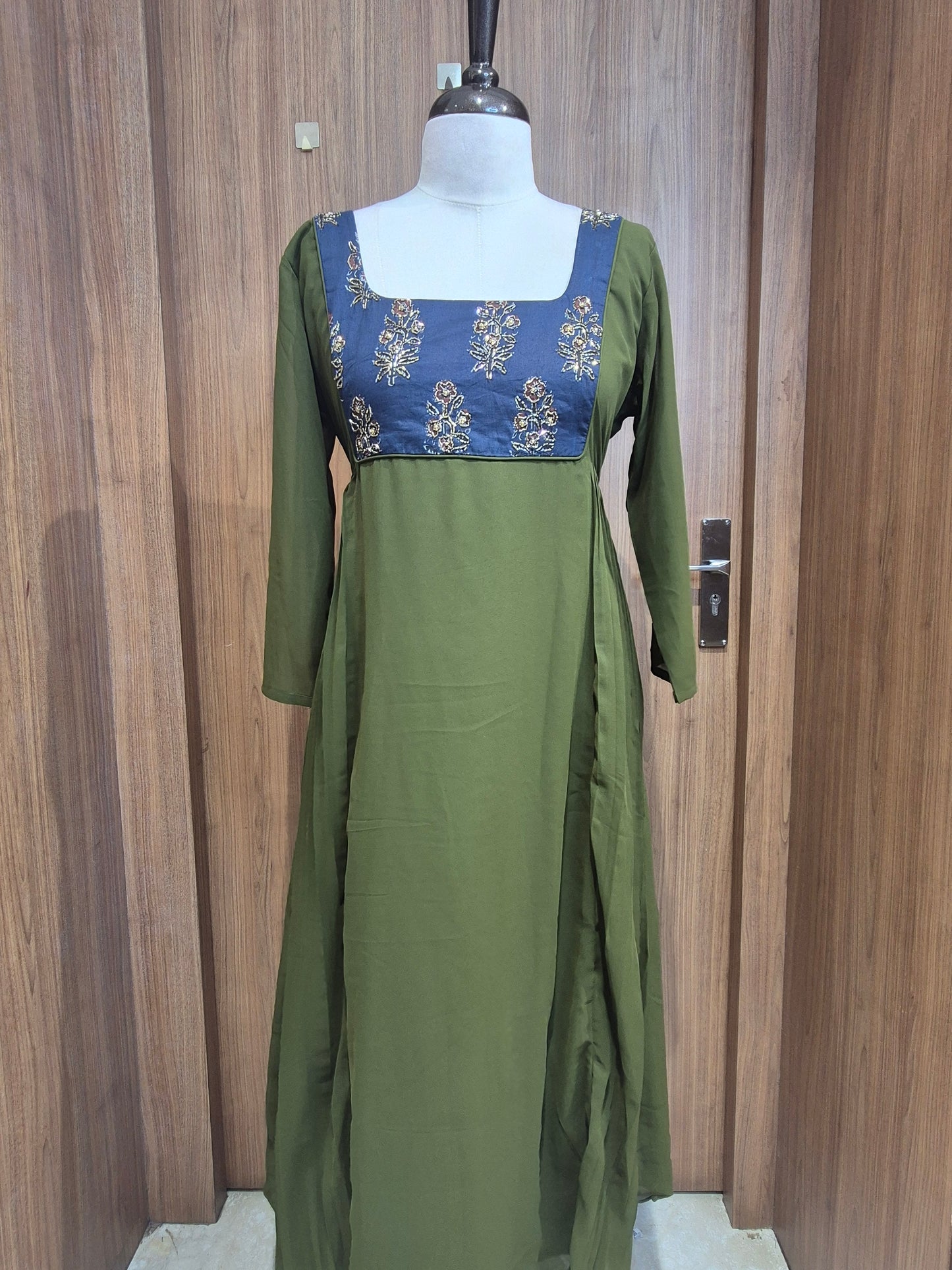 OFFER SALES TOPS COLLECTIONS - IHA 26789
