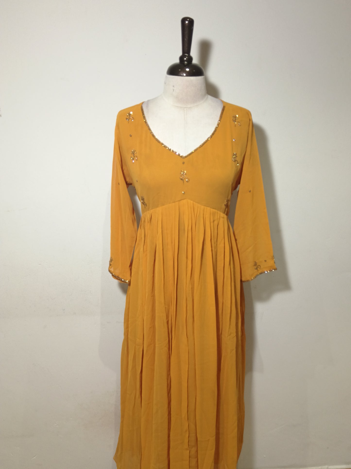 OFFER SALES TOP'S-  IHA 34770