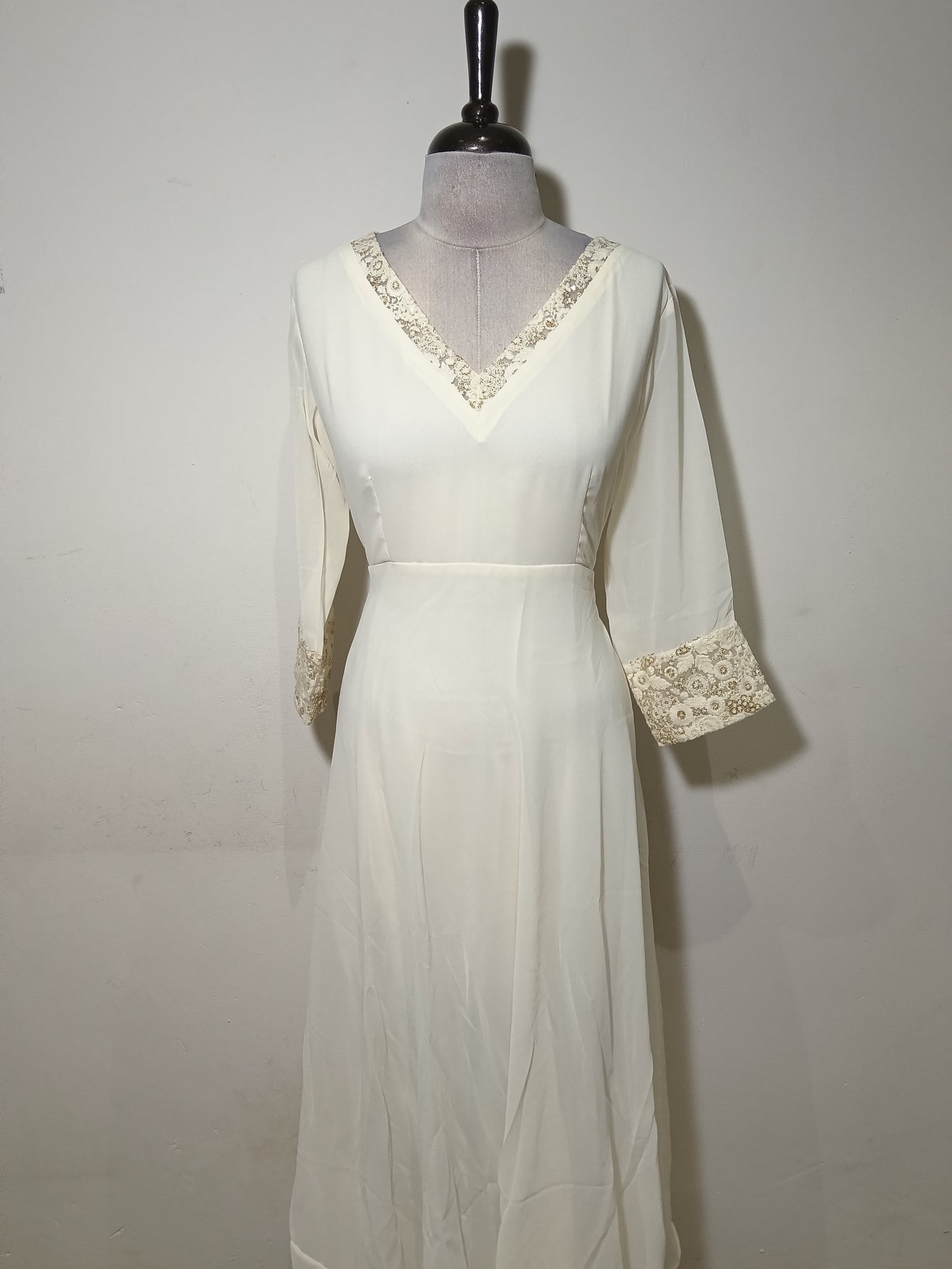 OFFER SALES TOPS  -  IHA 34756