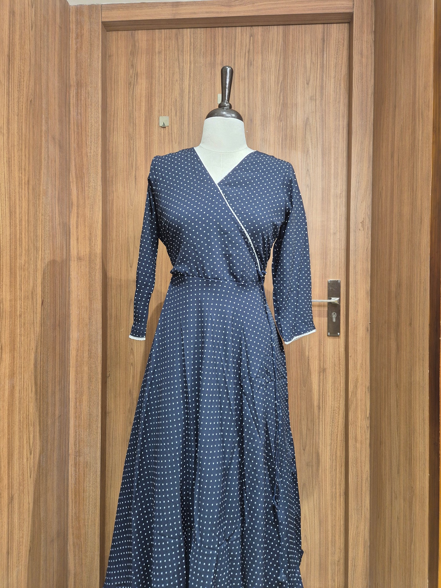 OFFER SALES TOPS COLLECTIONS - IHA 26746