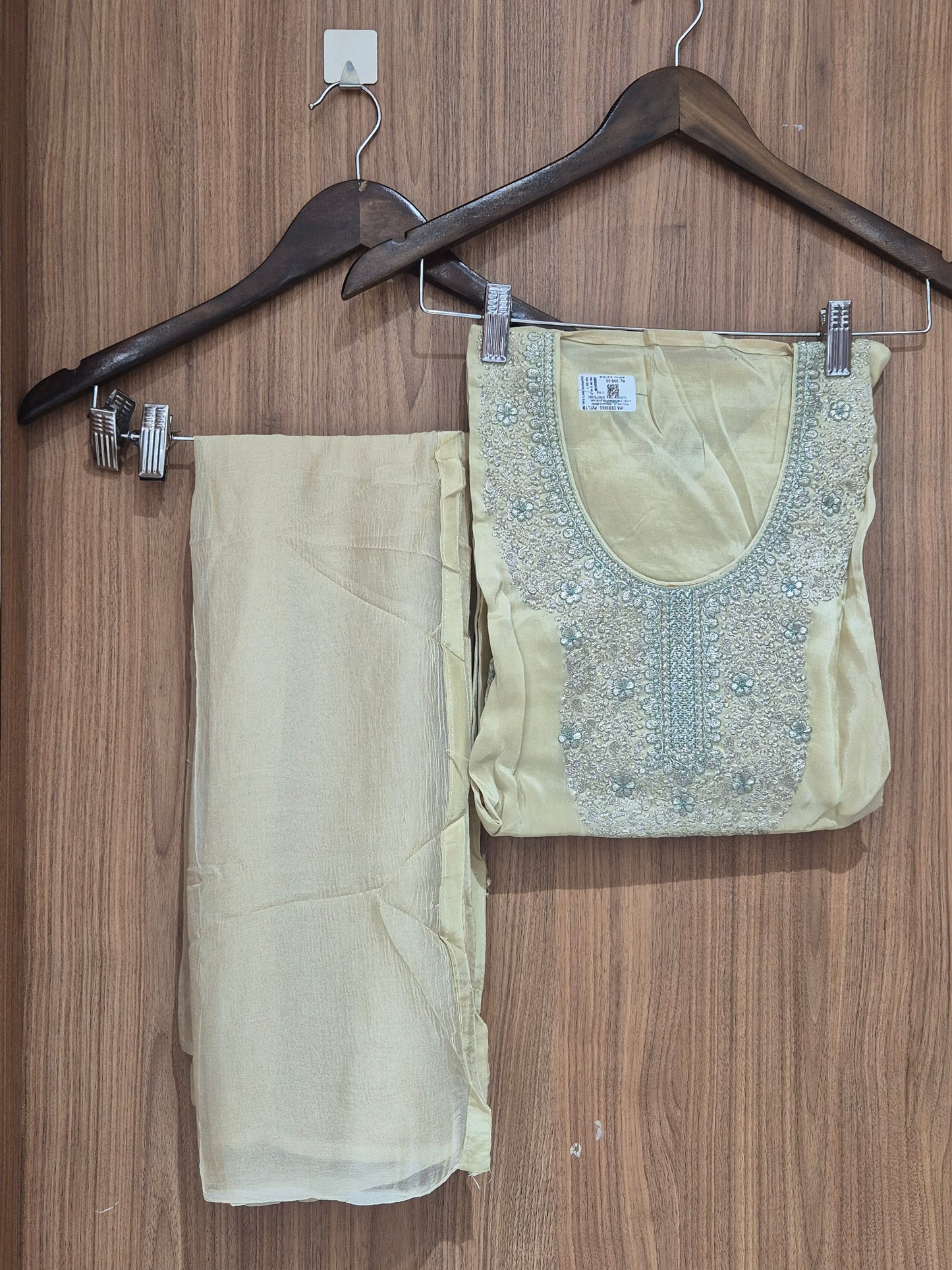 OFFER SALES UNSTITCHED SALWAR SUITS - IHA 26931