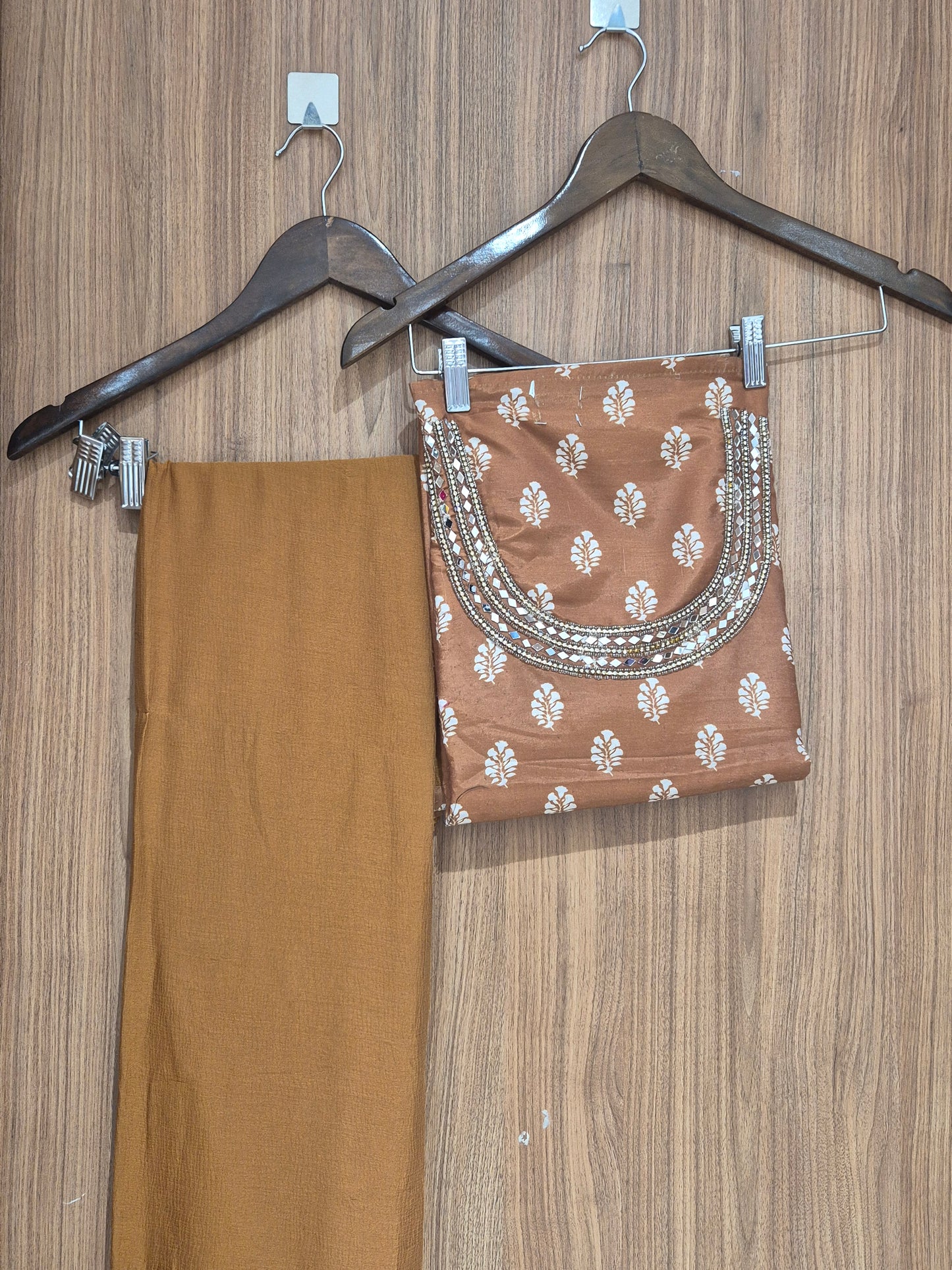 OFFER SALES UNSTITCHED SALWAR SUITS - IHA 26931