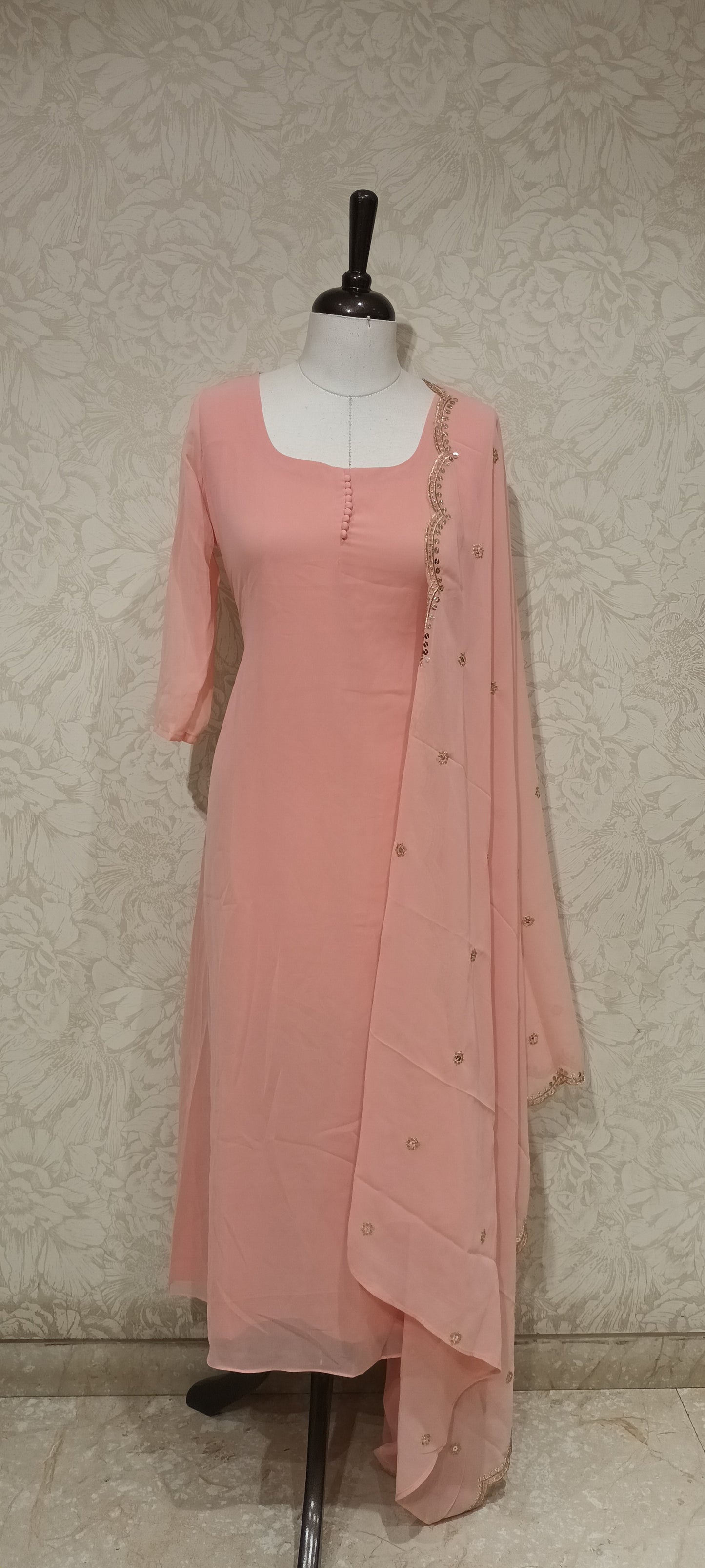 OFFER SALES TOPS COLLECTIONS - IHA 27133