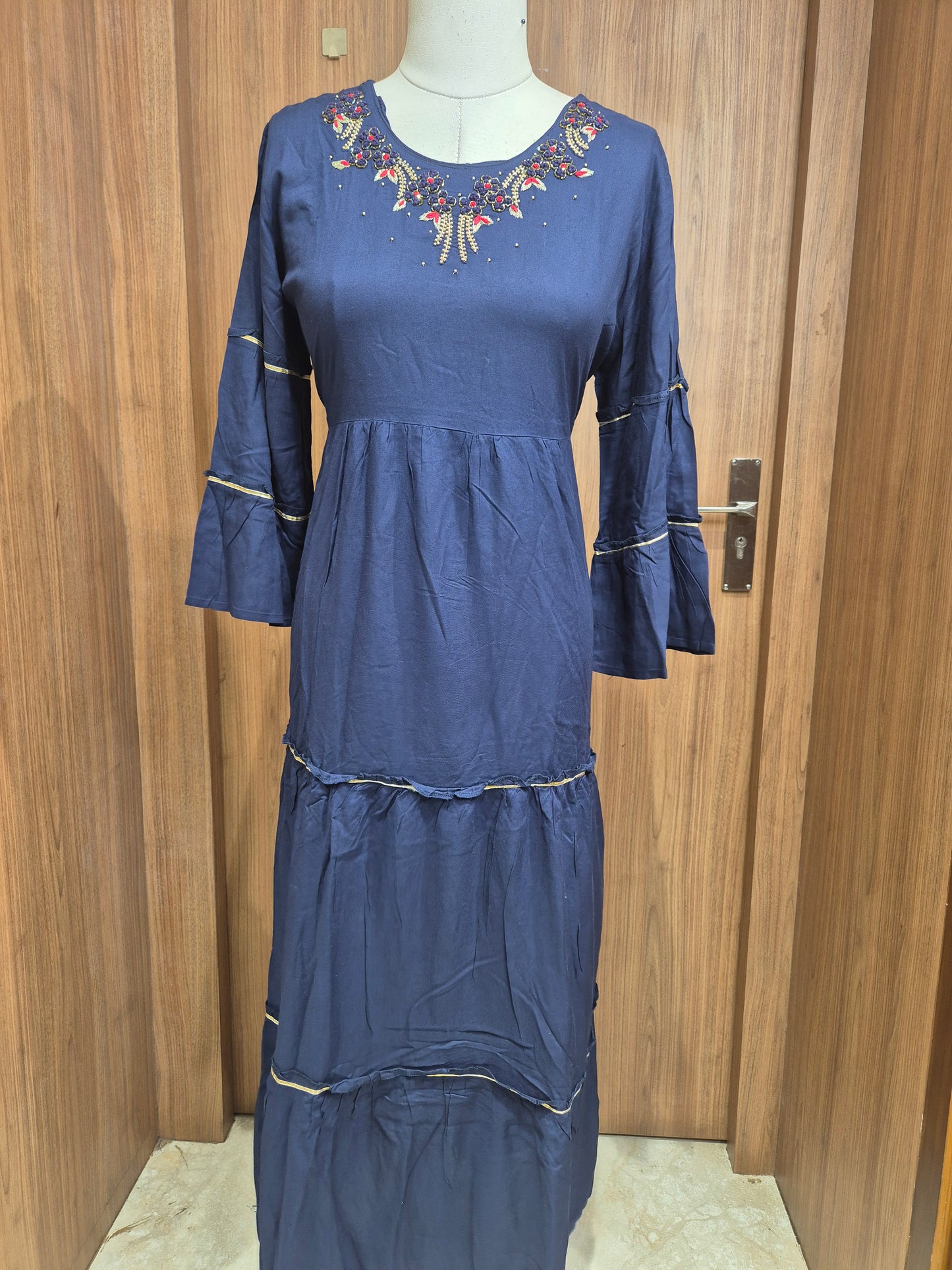 OFFER SALES TOPS COLLECTIONS  - IHA 26749