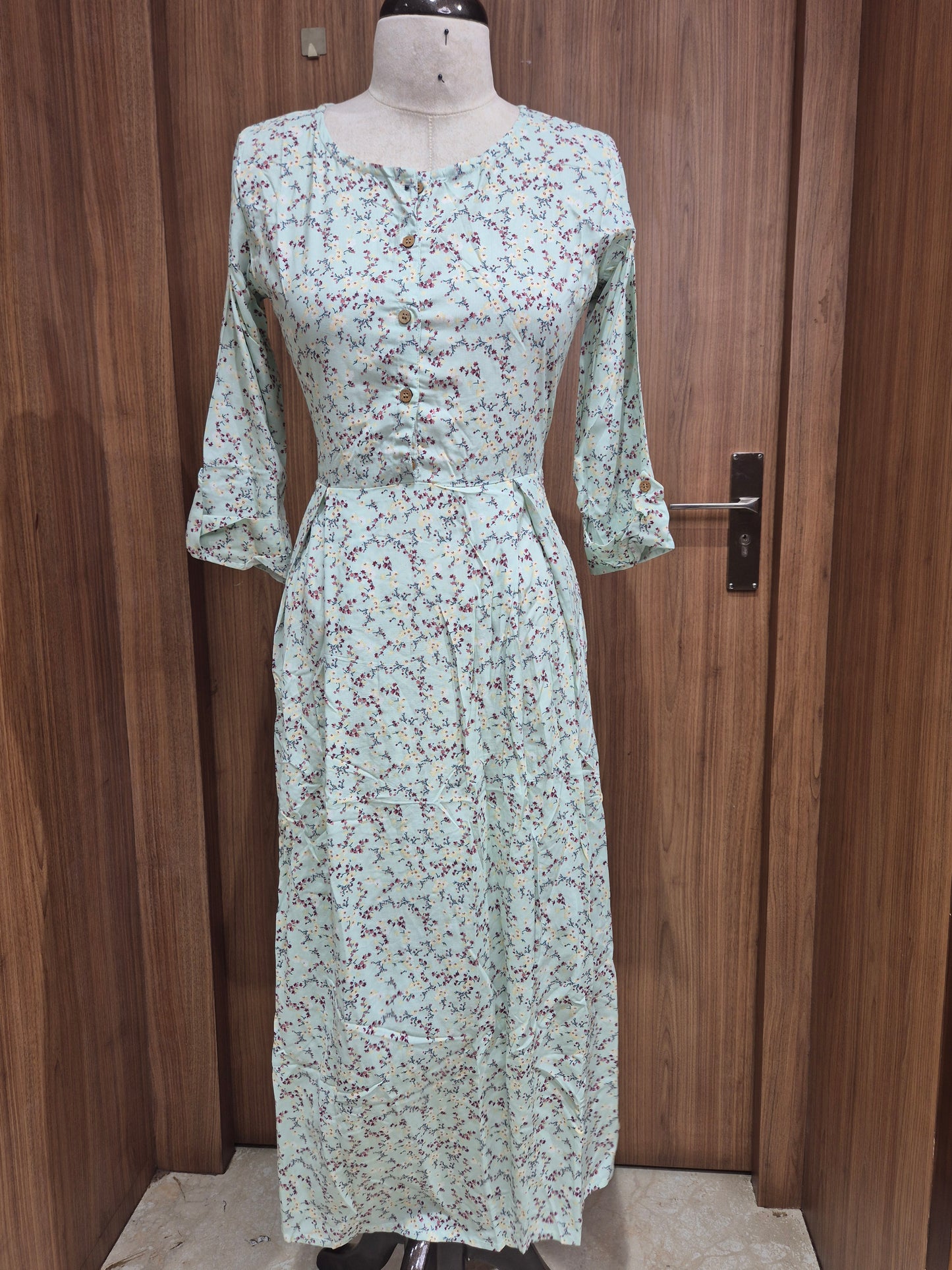 OFFER SALES TOPS COLLECTIONS  - IHA 26749