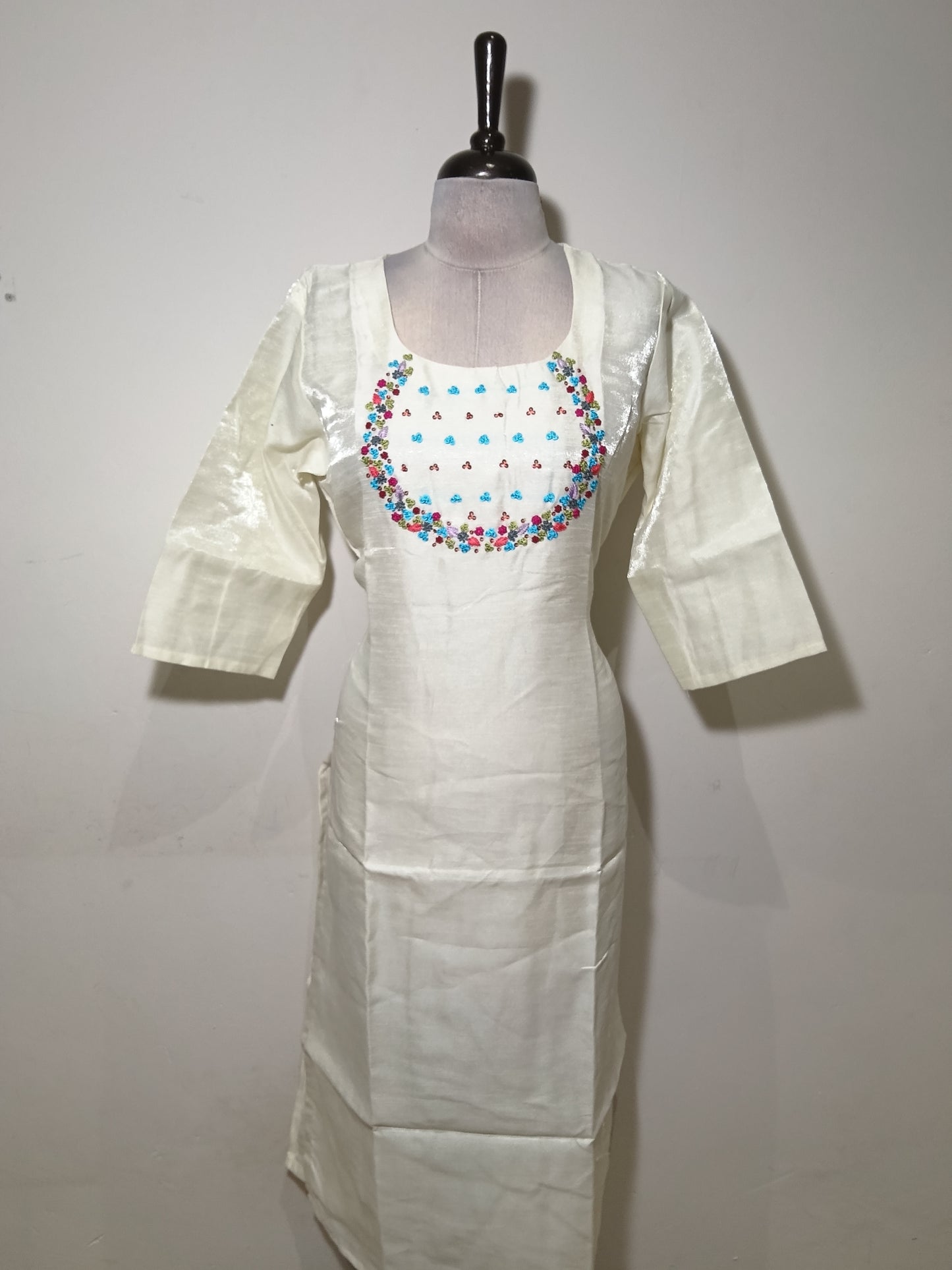 OFFER SALES TOPS  -  IHA 34756