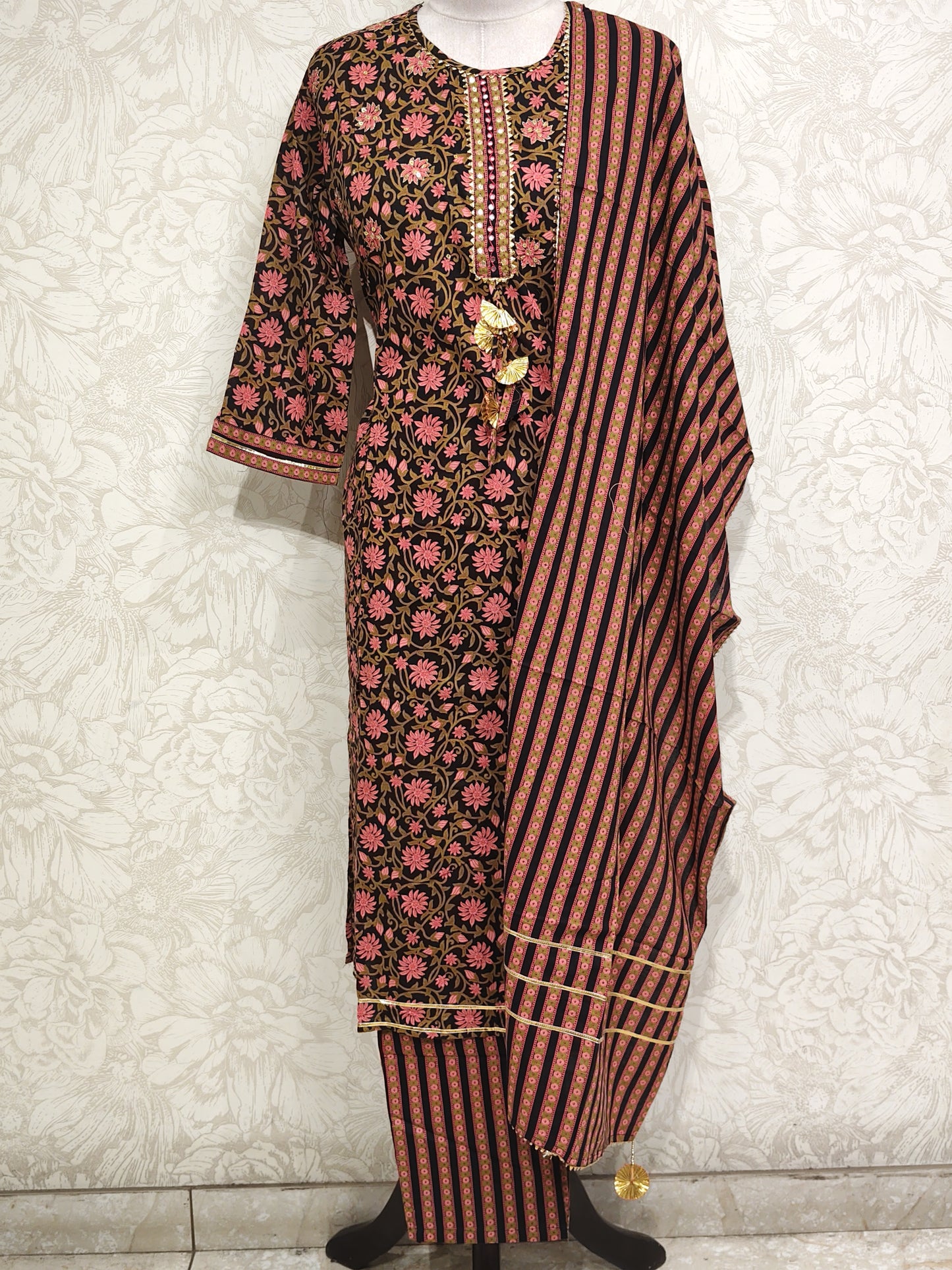 OFFER SALES TOP AND BOTTOM - IHA 26955